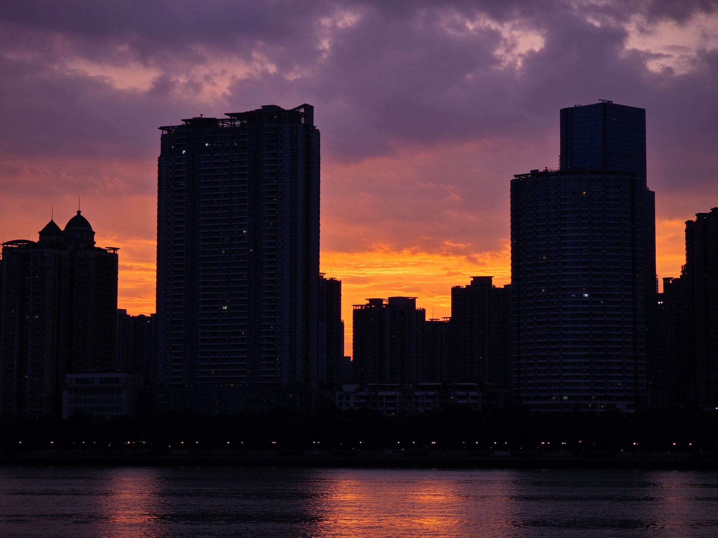 城市黄昏